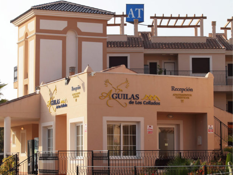 Apartamentos turísticos Águilas de Los Collados ()